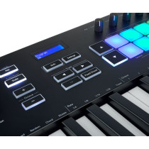 Novation - LAUNCHKEY 37 MK3, Clavier maître mini touches 37 notes, 16 pads