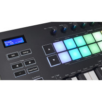 Novation - LAUNCHKEY 49 MK3, Clavier maître mini touches 49 notes, 16 pads