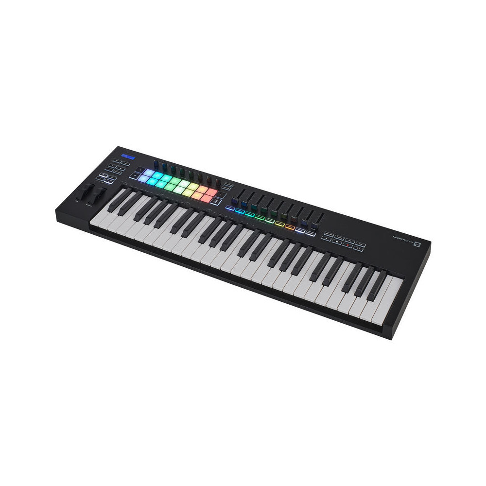 Novation - LAUNCHKEY 49 MK3, Clavier maître mini touches 49 notes, 16 pads Novation - LAUNCHKEY 49 MK3, Clavier maître mini touches 49 notes, 16 pads