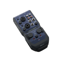 Zoom - U-44, Interface audio USB