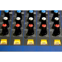 Yamaha - MG20XU, Mixer 20-Channel – Built-in Effects – USB Audio Interface – Great for Live, Studio, Streaming