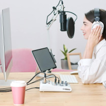 Yamaha - AG03MK2 B, Interface Audio USB Streaming et Podcast – Compatible PC/Mac/iOS – Effets Intégrés – Noir